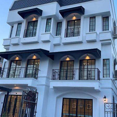 Casa Luna Бангкок Екстер'єр фото